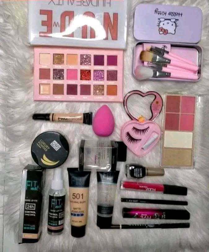 15-Piece Ultimate Professional Makeup Combo Set - Complete Beauty Kit for a Flawless Look