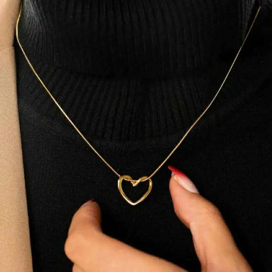 Elegant Heart Pendant Necklace for Women - 100% Stainless Steel Tarnish-Free Minimalist Jewelry