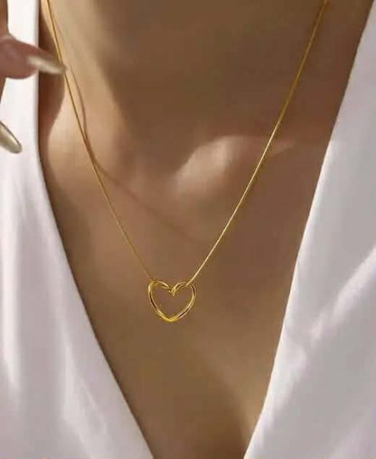 Elegant Heart Pendant Necklace for Women - 100% Stainless Steel Tarnish-Free Minimalist Jewelry