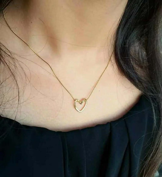 Elegant Heart Pendant Necklace for Women - 100% Stainless Steel Tarnish-Free Minimalist Jewelry