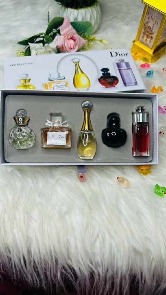 Luxury Dior Miniature Perfume Gift Set - 5 Pieces Collection (5ml Each) for Women