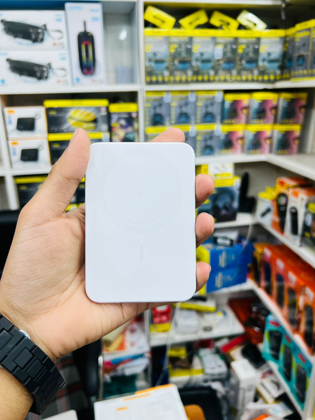 Anker Nano Magnetic Power Bank (5K) - 5000mAh Ultra-Compact MagSafe Compatible Portable Charger with Intelligent Temperature Control